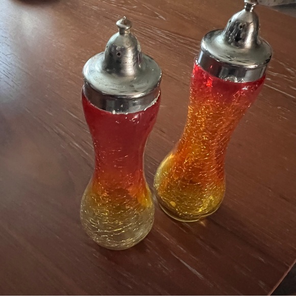 Used on the tables of an iconic restaurant, West Virginia - Picture 3 of 3